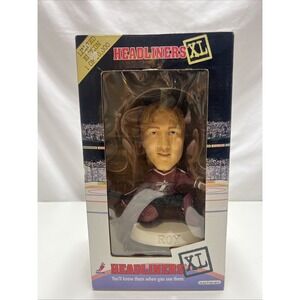 VTG 1998 Headliners XL Premier Collection Patrick Roy Limited Edition Figurine